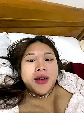 Snapshot of Emxinh123cute chatting on January 2026 03:22:02 AM Emxinh123cute online show from January 2026 03:22:02 AM