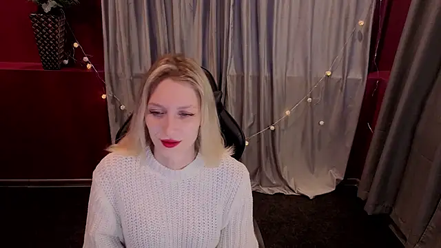 Snapshot of RoseWaulhgberg chatting on February 2026 01:37:02 AM RoseWaulhgberg online show from February 2026 01:37:02 AM