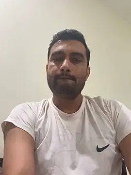 Arman-choudhary1998 online show from February 2026 05:35:01 PM