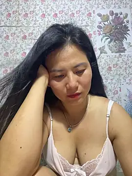 Snapshot of IORio2x chatting on May 2026 04:03:02 PM IORio2x online show from May 2026 04:03:02 PM