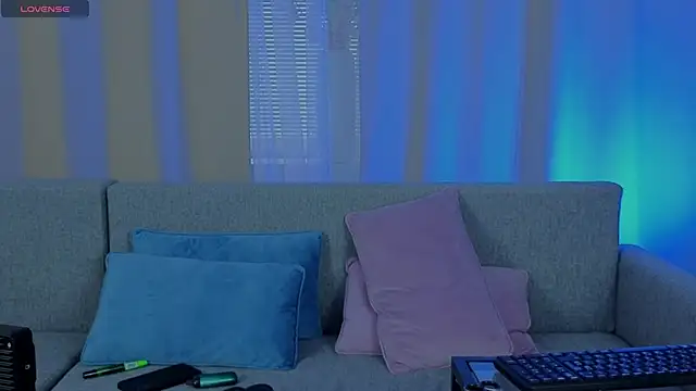 Snapshot of ToxicKittyy chatting on February 2026 02:25:01 PM ToxicKittyy online show from February 2026 02:25:01 PM