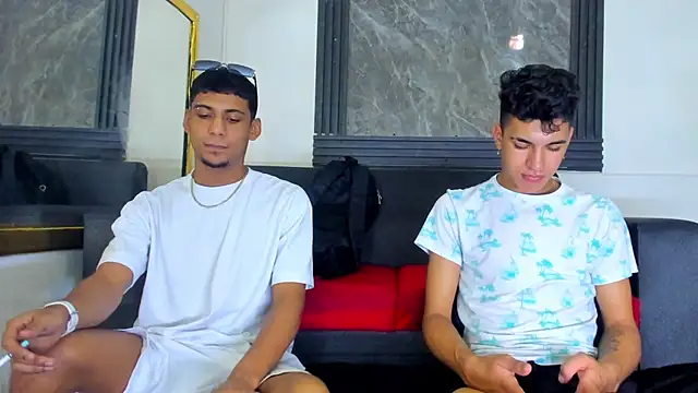 ALEX KEITH26 online show from March 2026 07:52:01 PM