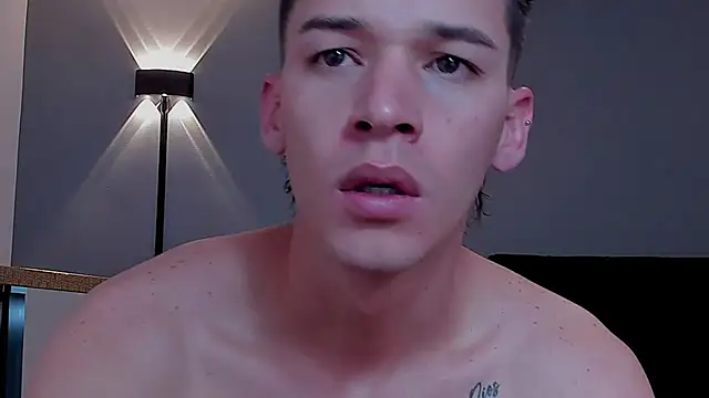 Snapshot of DrakeCarter chatting on February 2026 01:50:02 PM DrakeCarter online show from February 2026 01:50:02 PM