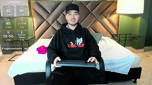 Salvattore Muller online show from February 2026 05:53:02 PM