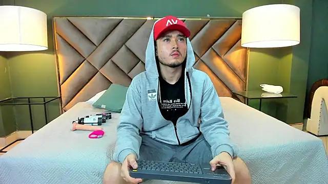 Salvattore Muller online show from April 2026 01:30:01 AM