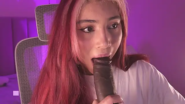 Dakota velvet  online show from April 2026 11:58:01 AM