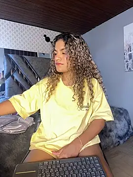 AngelPinkk  online show from February 2026 07:42:02 PM