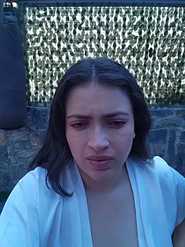 By Lia online show from February 2026 08:09:01 PM