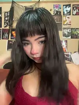 Snapshot of pinkybombon chatting on June 2026 09:06:02 PM pinkybombon online show from June 2026 09:06:02 PM