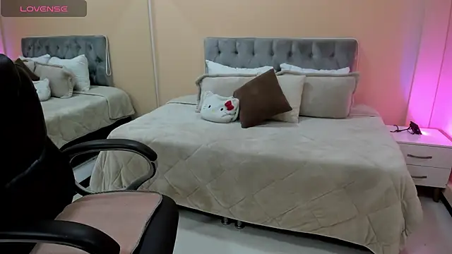 Bela Craxkerr online show from March 2026 12:09:01 PM