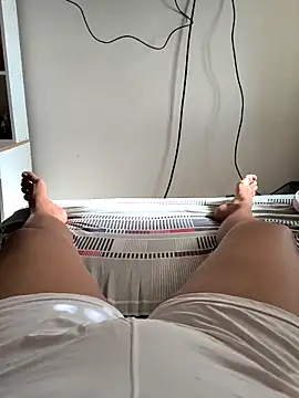 melzinhab23 online show from February 2026 10:25:02 AM