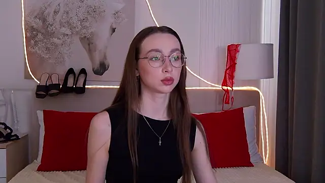 Emily Simon online show from March 2026 04:51:02 AM