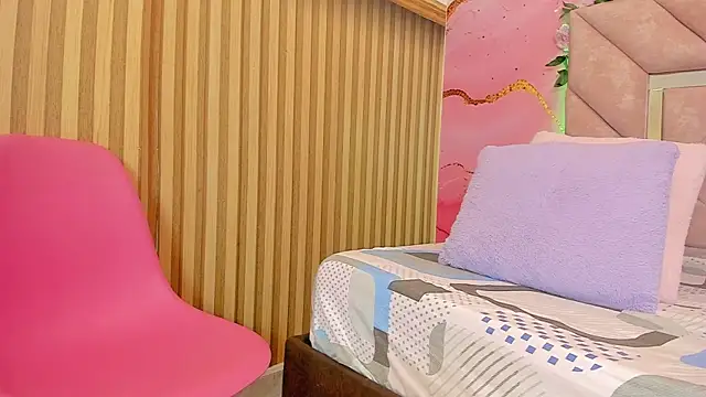 sweet  luna   online show from February 2026 11:09:02 AM