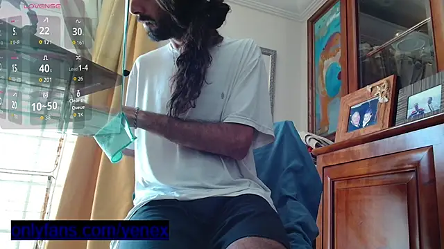 Snapshot of aircum99 chatting on June 2026 12:06:02 PM aircum99 online show from June 2026 12:06:02 PM