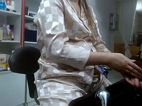 Snapshot of Mika-Spa21 chatting on February 2026 03:28:02 AM Mika-Spa21 online show from February 2026 03:28:02 AM