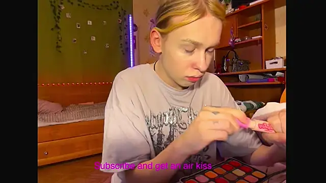 Snapshot of miss_barbie111 chatting on February 2026 06:08:02 AM miss barbie111 online show from February 2026 06:08:02 AM