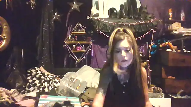 allymoon1369 online show from May 2026 06:08:01 AM