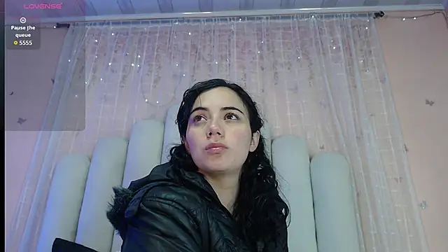 RoseConor  online show from February 2026 03:12:01 AM