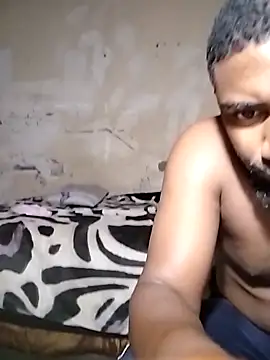 KAT AND DEE online show from March 2026 08:04:01 PM