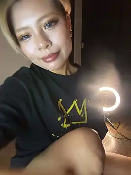 BADBITCHISAKI online show from March 2026 01:59:02 PM