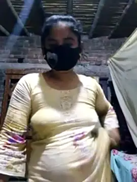 Hot Sweeti online show from March 2026 06:15:01 PM