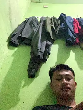 your boys13 online show from January 2026 05:49:02 PM