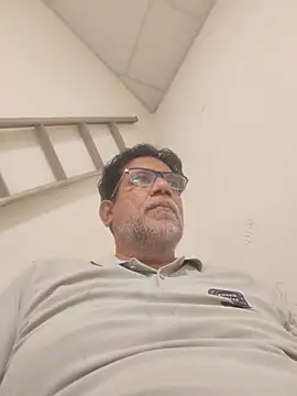 Aafreen999 online show from July 2026 11:01:02 AM