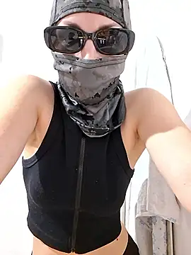 Snapshot of Mariposa-azul chatting on January 2026 01:37:02 PM Mariposa-azul online show from January 2026 01:37:02 PM