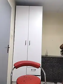 LUNAARXO1 online show from April 2026 02:12:02 AM