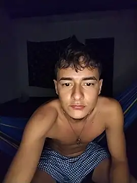 Snapshot of attractive-sexx chatting on January 2026 01:32:01 AM attractive-sexx online show from January 2026 01:32:01 AM