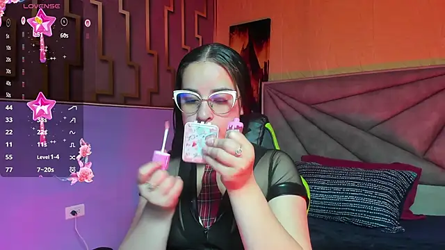 Snapshot of valeri_sotoo chatting on February 2026 01:21:02 PM valeri sotoo online show from February 2026 01:21:02 PM