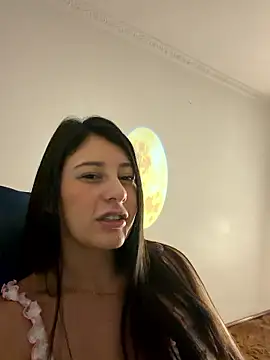 Lia Bons online show from January 2026 01:20:01 AM