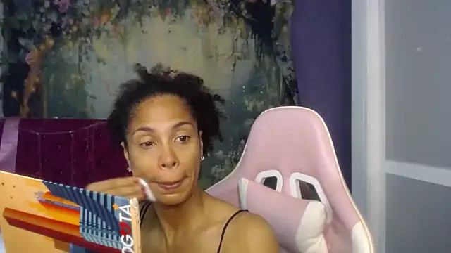 Snapshot of rosa_skinny chatting on July 2026 07:09:01 PM rosa skinny online show from July 2026 07:09:01 PM