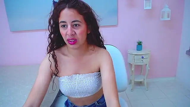 scarlett clyde online show from March 2026 12:24:02 PM