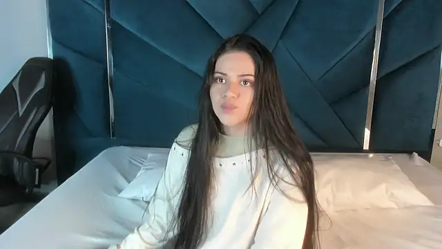 Snapshot of CottonCloud20 chatting on February 2026 01:32:02 PM CottonCloud20 online show from February 2026 01:32:02 PM