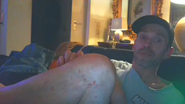 Snapshot of BlnAktivGay chatting on July 2026 09:41:02 PM BlnAktivGay online show from July 2026 09:41:02 PM