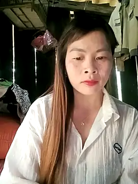 Bling sexy online show from April 2026 11:38:02 PM