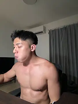 Yooo17 online show from April 2026 02:10:01 PM