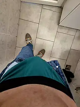 vali23 online show from February 2026 09:28:01 AM