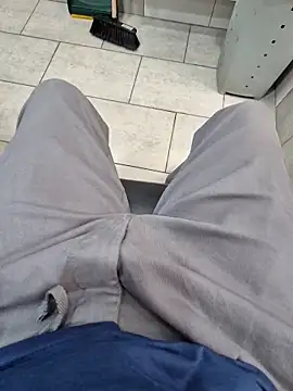 vali23 online show from February 2026 07:19:01 AM