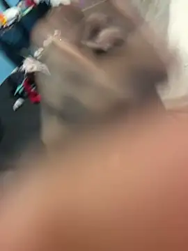 CcincoVilla online show from March 2026 04:40:02 AM