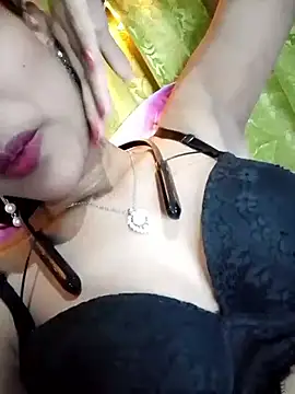 Snapshot of Maliha_Chowdhury chatting on April 2026 09:37:02 PM Maliha Chowdhury online show from April 2026 09:37:02 PM