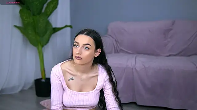 Snapshot of ElaraVixen chatting on February 2026 07:32:02 PM ElaraVixen online show from February 2026 07:32:02 PM