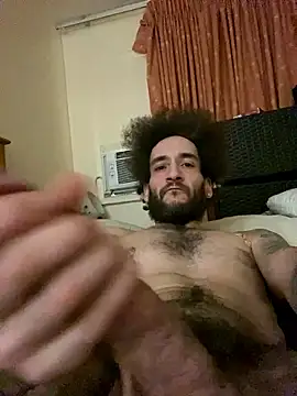 muggymug187 online show from January 2026 02:32:01 PM