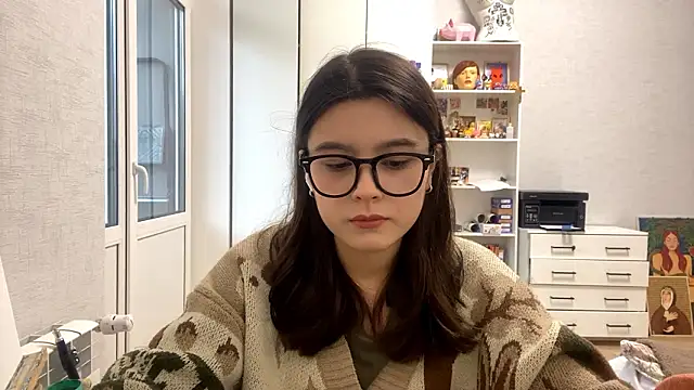 SaintMari online show from February 2026 12:09:02 PM