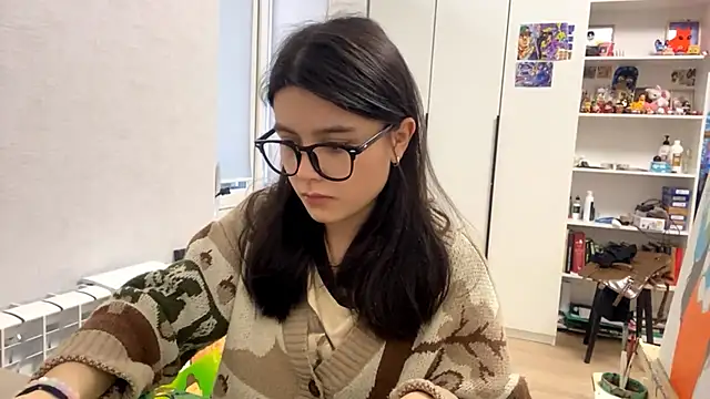 SaintMari online show from April 2026 12:09:02 PM