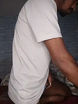 Gaymodel online show from January 2026 04:16:01 AM