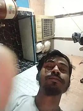 Gaymodel online show from February 2026 07:28:01 PM