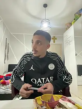 piccolo2002 online show from March 2026 09:34:02 PM