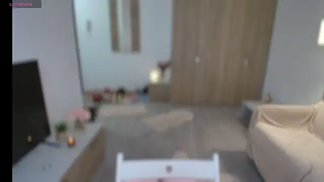 AyanaLys online show from February 2026 03:22:01 PM